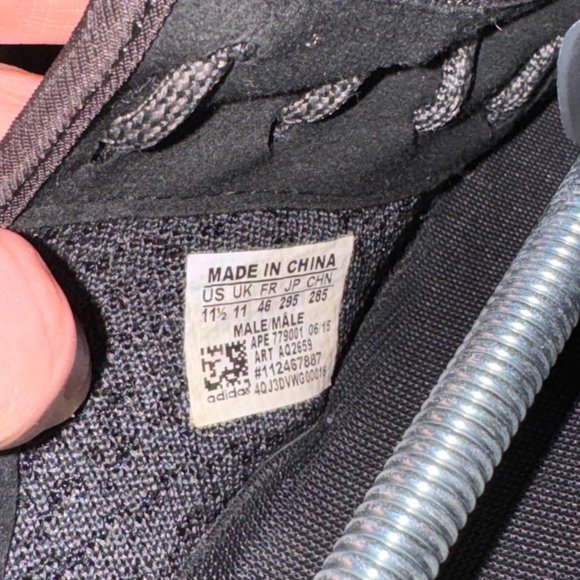 Yeezy Pirate Black (2015) - Picture 7 of 8